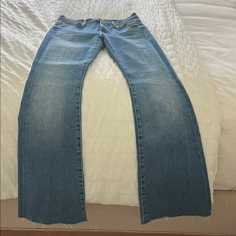 MOTHER the weekender fray Women's Boot Cut Jeans in A groovy kind of love!